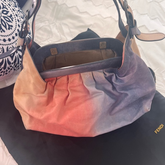 Fendi  Selleria Doctor Bag. Gradient Shoulder Bag in Pink, Blue, and Tan - Picture 4 of 15